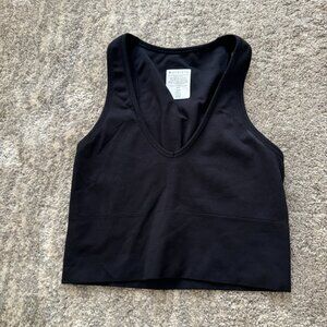 XS Athleta Tight and Ribbed Exercise Crop Tank in Black